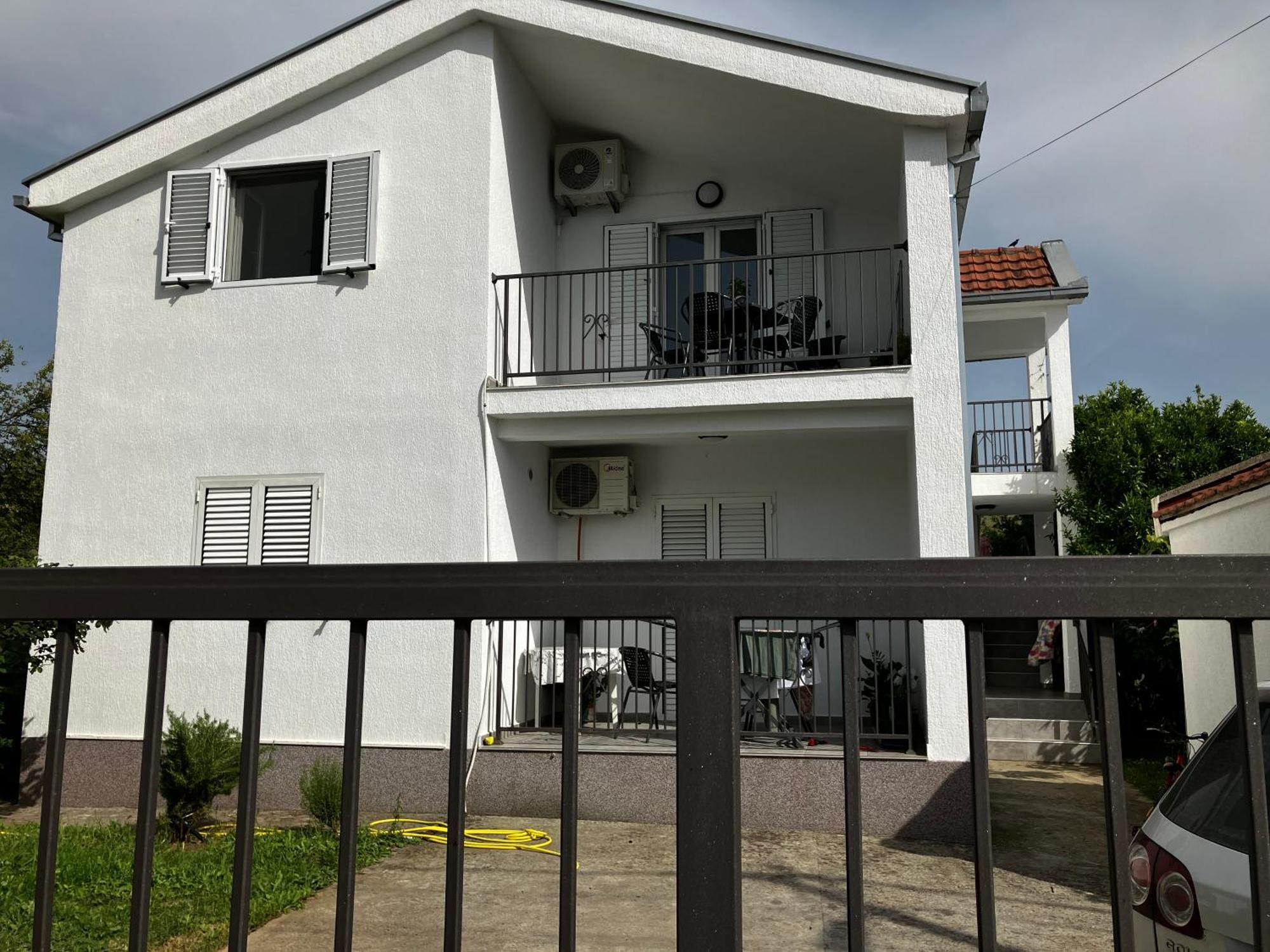 Appartamento Cozy, Fully Equipped, Free Parking&Wifi, Quiet, 2Bd Podgorica Esterno foto