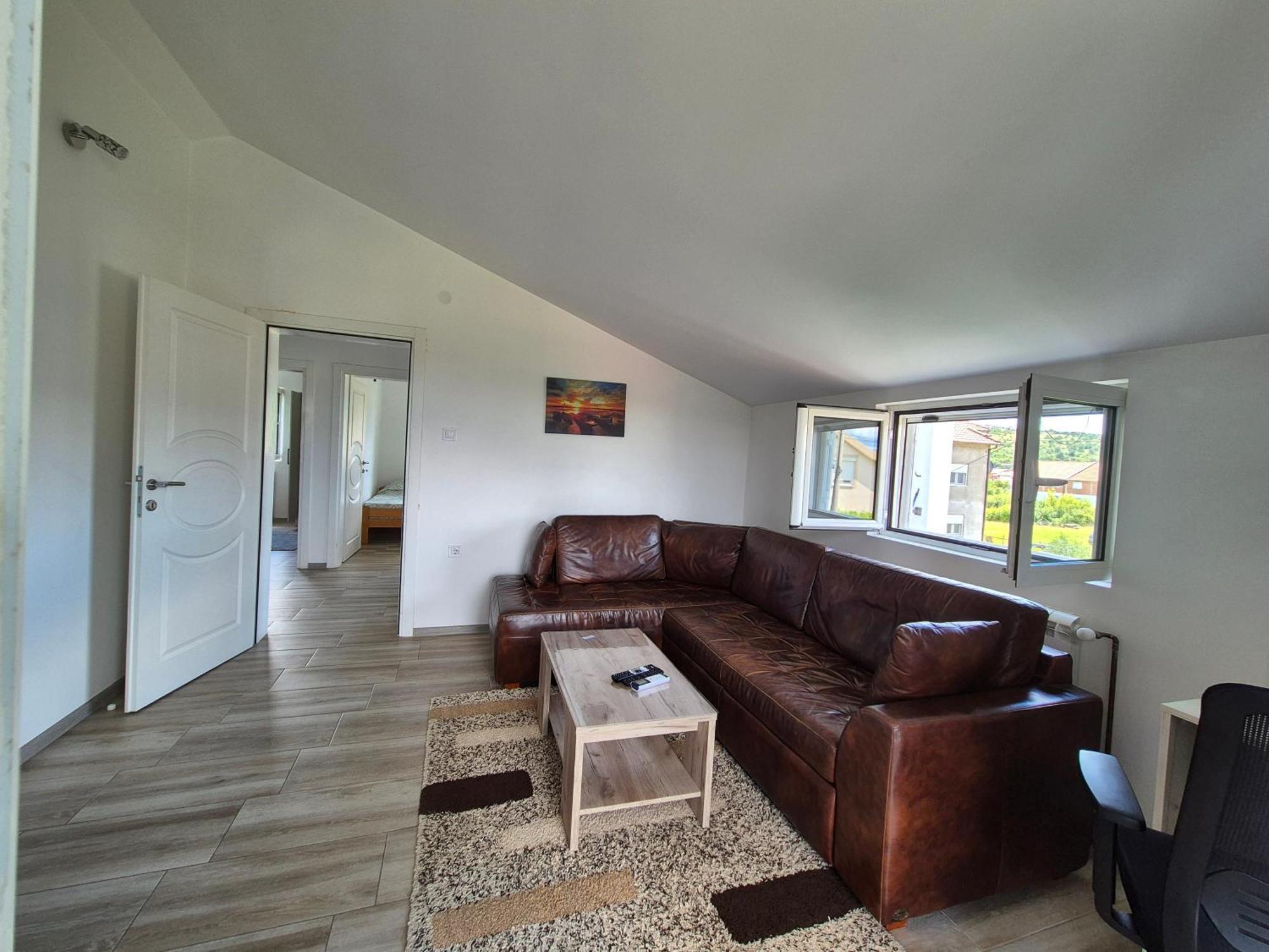 Appartamento Cozy, Fully Equipped, Free Parking&Wifi, Quiet, 2Bd Podgorica Esterno foto